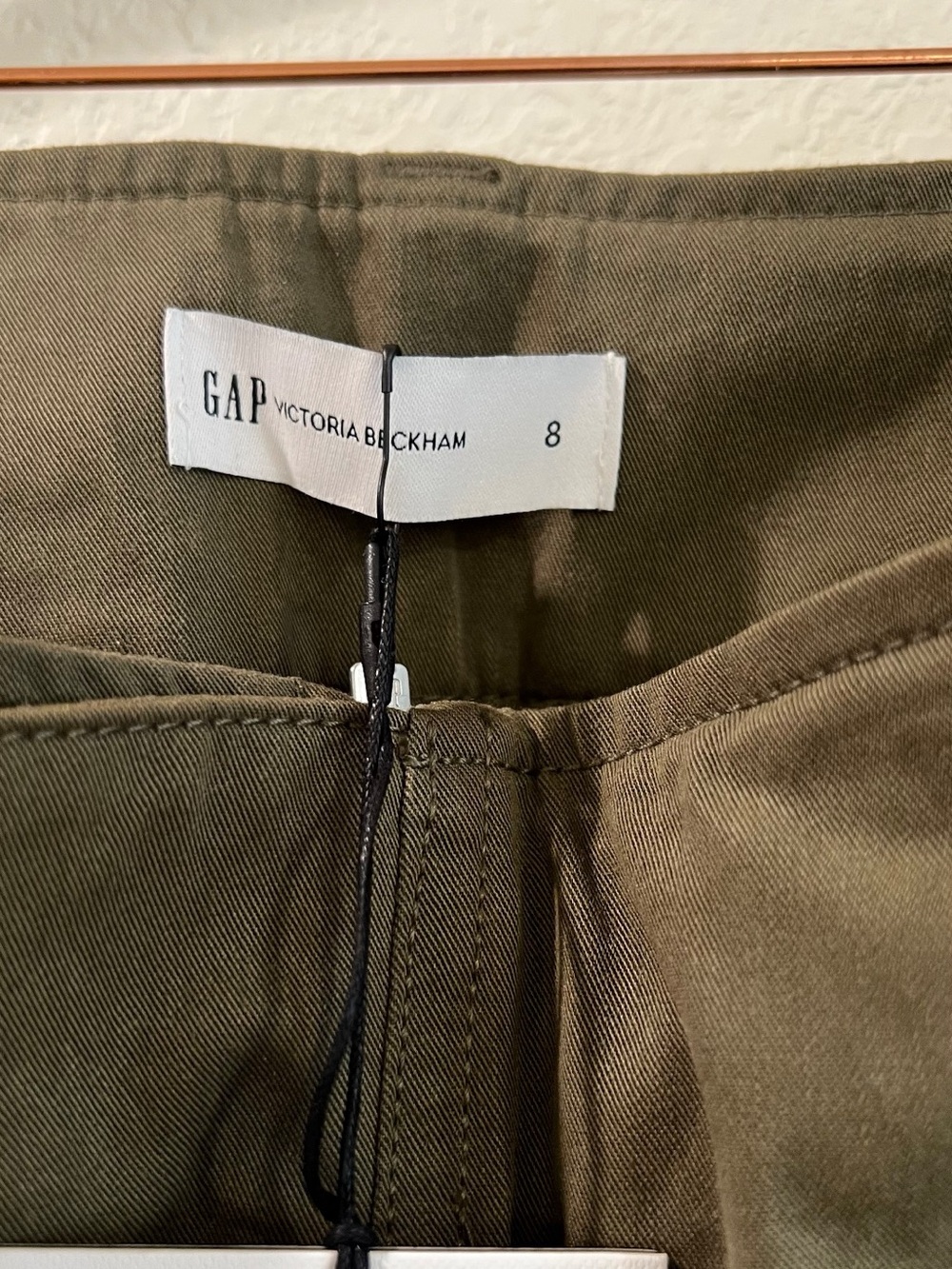 🔥 NWT GAP x Victoria Beckham High Rise Cargo Pants - size 8 - Picture 7 of 8